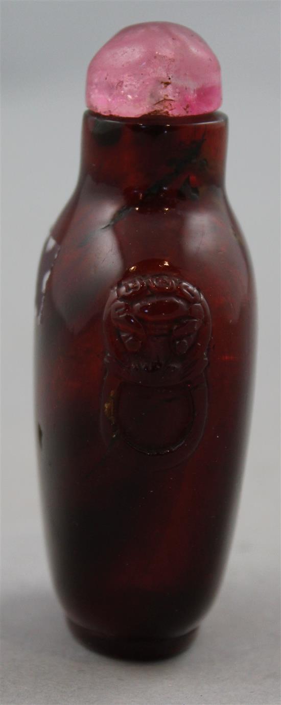 A Chinese amber snuff bottle, 1760-1860, Richards no. 62